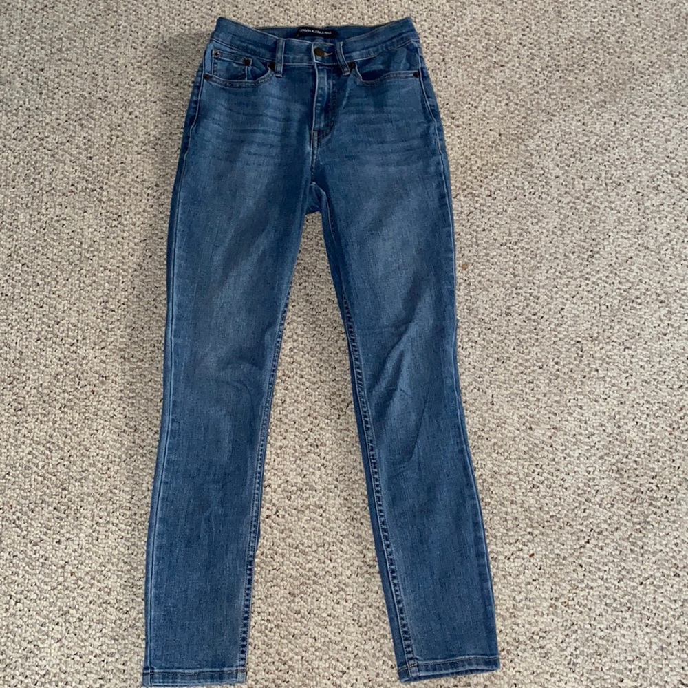 skinny jeans